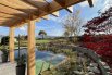 Dřevěná pergola bez viditelných zavětrovacích prvků
